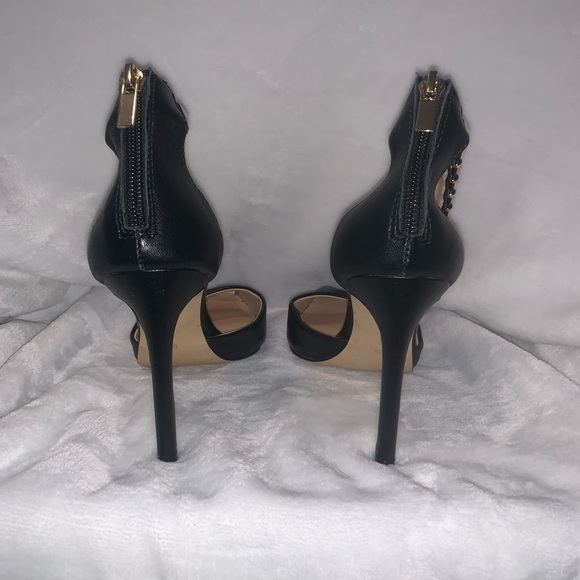 Banana Republic Heels - Picture 3 of 13